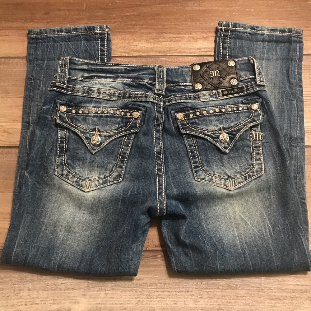Miss Me Boyfriend Distressed Capri Jeans